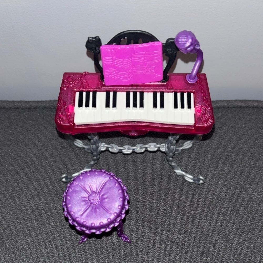 Monster high Music Class Ari Hauntington piano set - Picture 2 of 7